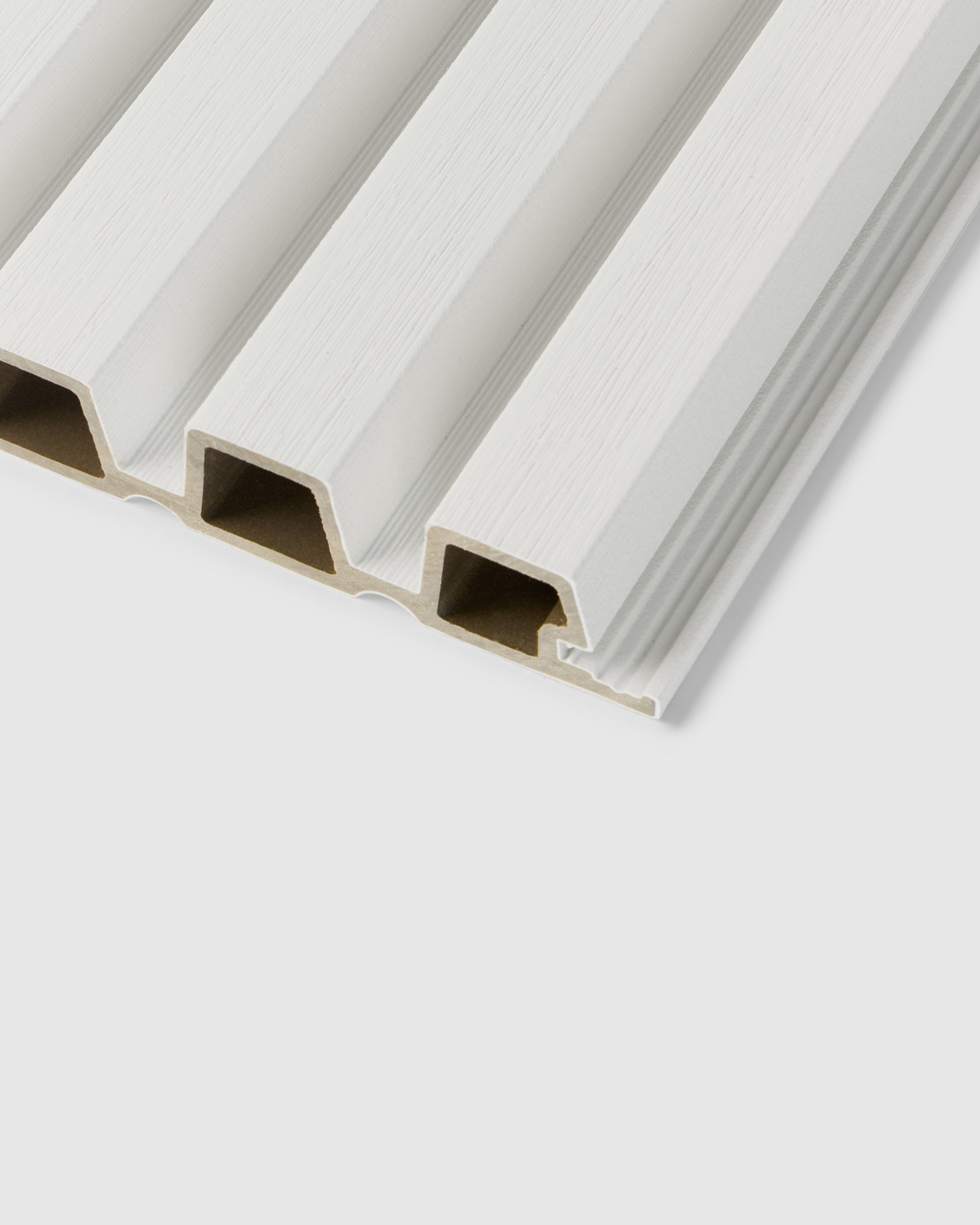 #color_Emerge - White